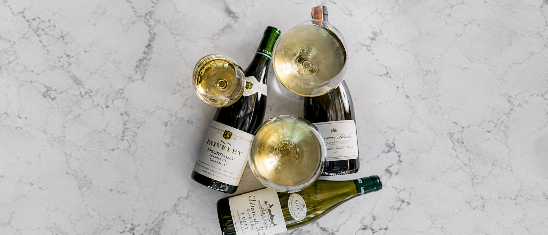 Refined wine glass and barware details